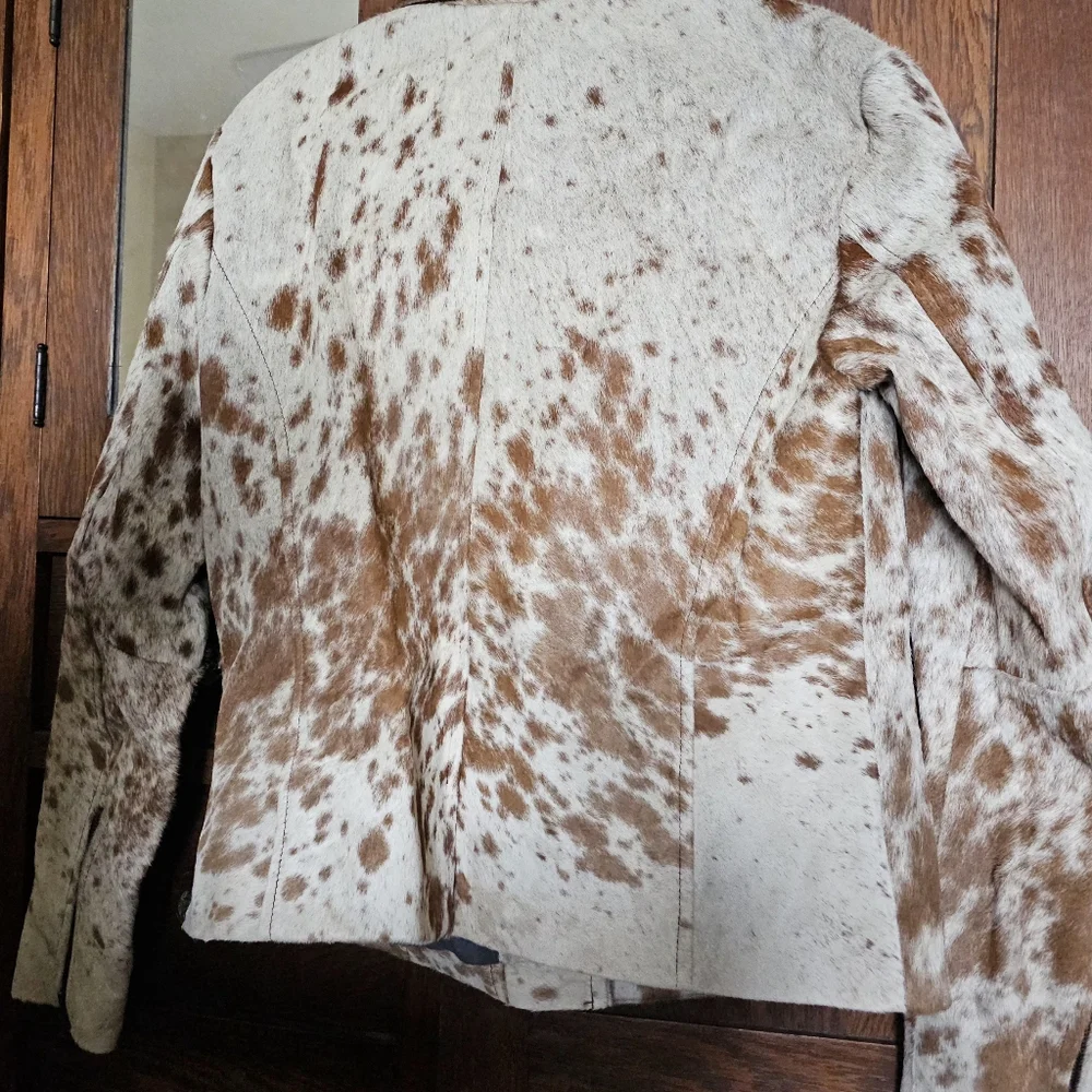 Genuine Hair-On Leather Cowhide Jacket - Picture 4 of 9